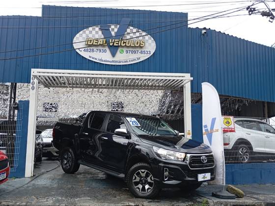 TOYOTA HILUX 2.8 SR 4X4 CD 16V DIESEL 4P AUTOMÁTICO